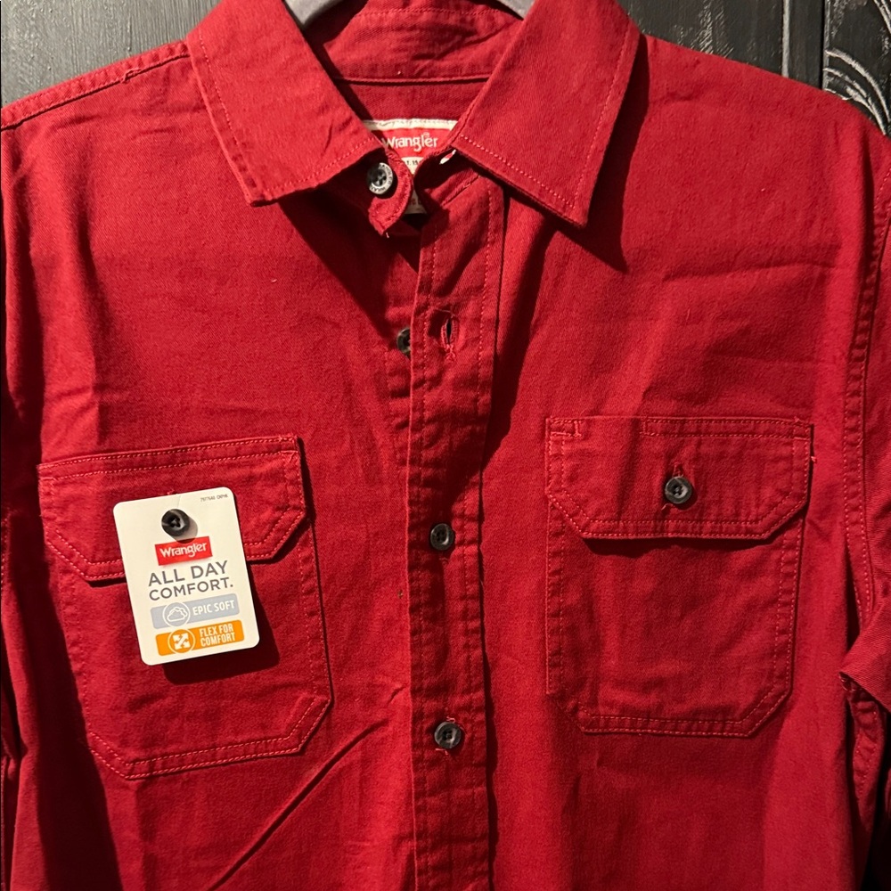Wrangler Red Casual Button Down Shirt - Picture 2 of 10